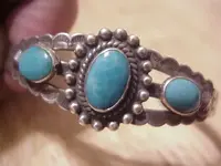 Bracelet.webp