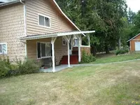 gwens farms house.webp