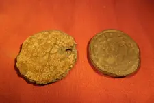 counterfeit or poker chips 1.webp