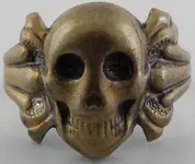 Skull Ring.jpg