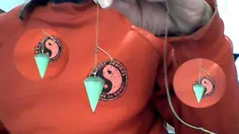 cats-eye-pendulum.webp