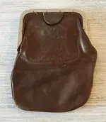 Antique Leather Change Purse01-crop.webp