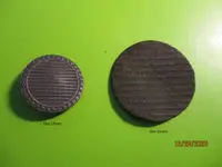 standard size bar button 22mm larger bar button 33mm..webp