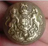 button_British_Army_General-Service_WW2_cuff-size_ColchesterTreasureHunting.co.uk_mil109.webp