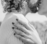 Ring hug black and white gimp.webp