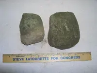 magnetic rock--2 look alikes 024.webp