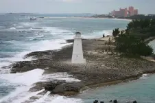 Bahamas-Shipwreck2.webp
