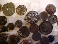 Old button D.webp