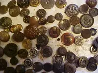 Old button F.webp