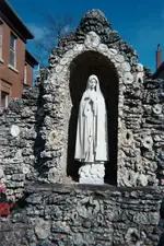 ILOHgrotto1.webp