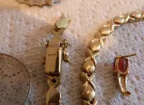 gold12 002.webp