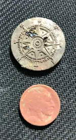 Compass and obverse.webp