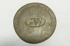 gw button closeup 1.1.webp