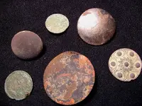213buttons2.webp