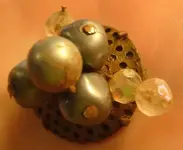 earring2.webp