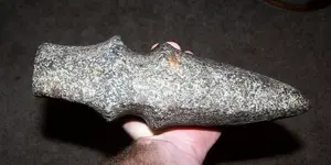 side axe.webp
