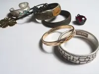 jewelll.webp