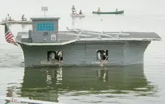 Funny%20Boat%2001.webp