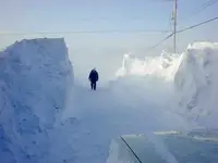 SnowdriftBank.webp SnowdriftBank.webp