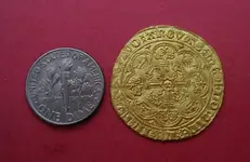 Hammered gold 003.webp