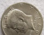 cracked die 1971D.webp