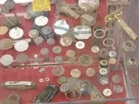 Display-case-021.webp