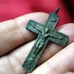 Cross-Jesuit-1600.webp
