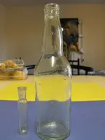 2009_0309bottles0003.webp