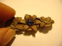 broach1.webp