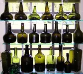 windowblackglass.webp
