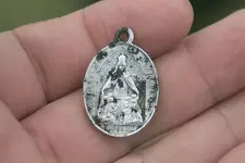 pendant2.webp
