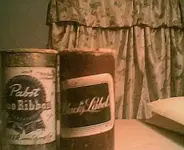 cPabstBlueRibbon_BlackLabelFlats001.webp