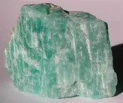 Amazonite_-_Variety_of_Microcline (Small).webp