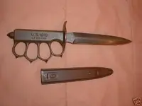 knife brass knuckle 1918.webp