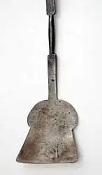 iron pancake turner.webp