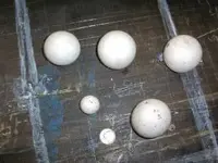 Ceramic balls.webp