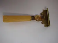 razor.webp