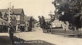 NHnewmarket-mainst.webp