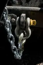 safety chain hook up.webp