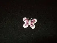 bobbiesgoldbutterflypendant6709.webp