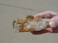 quartz vein with crystals 2.webp