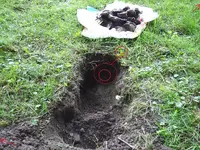 cans hole a.webp