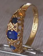 gold ring (Medium).webp