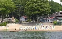 lakeGbeach.webp