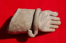 Hand01.webp