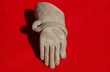 Hand06.webp