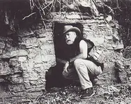 bud in ruins 2.webp
