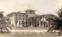 TXportarthur-plaza-hotel1920r.webp