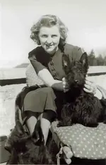 Eva_Braun_1936_450.webp