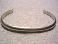bracelet.webp